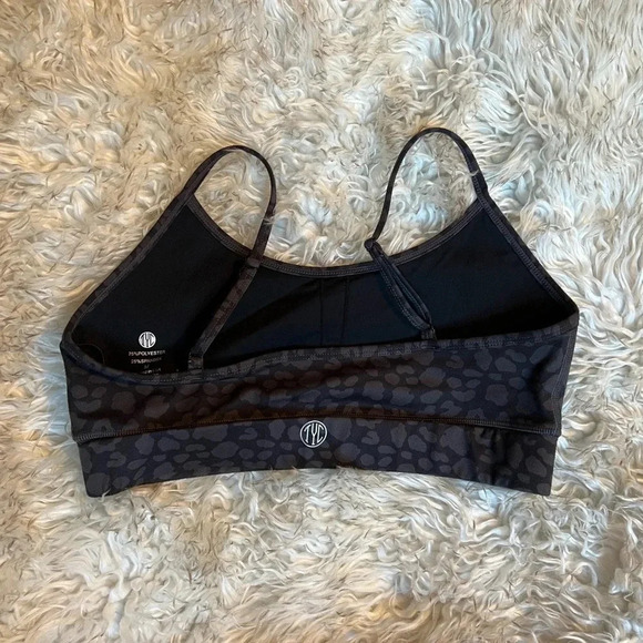 Til You Collapse Essential‎ sports bra black size medium  Black Leopard print - Picture 4 of 9